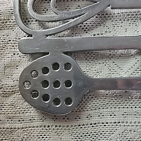 Copco Metal Trivet - Picture 2 of 6